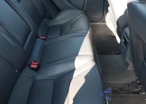 2015 Volvo S60 T5 Premier из США, поврежденный, VIN YV126MFK5F1361146